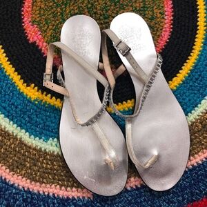 Vince Camuto Silver Jossa T-Strap Sandals 8.5